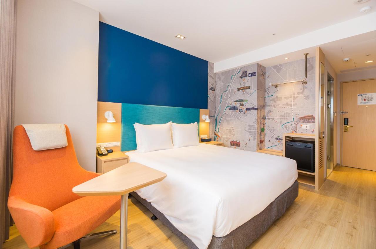 Holiday Inn Express Taichung Fengchia By Ihg Esterno foto