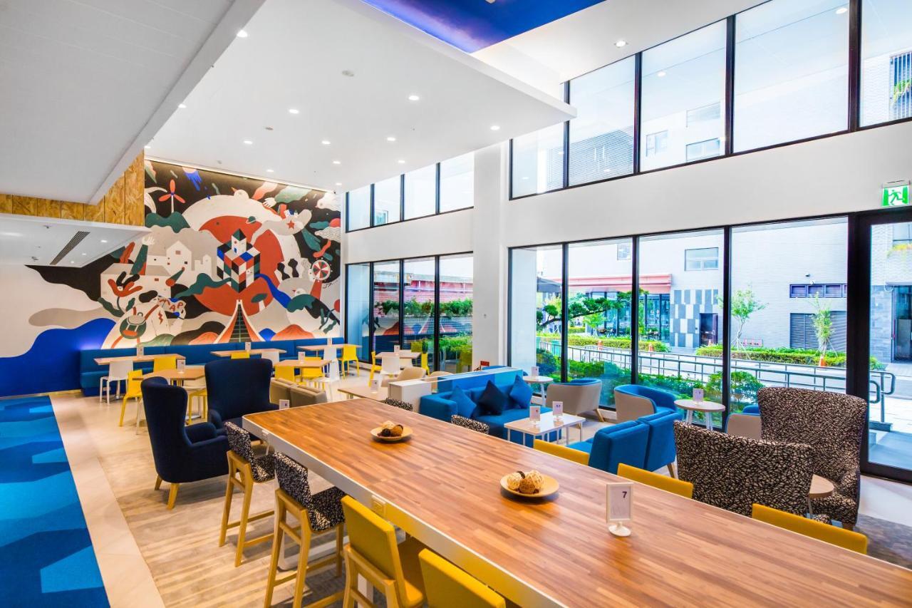 Holiday Inn Express Taichung Fengchia By Ihg Esterno foto